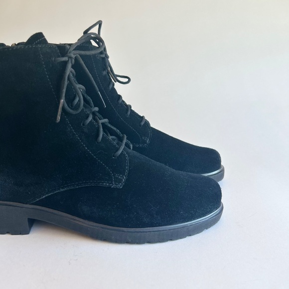 Munro Black Suede Genuine Leather Rubber Outsole Combat Boots size 6 - Picture 5 of 16